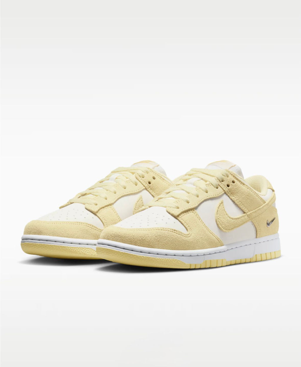 Nike Dunk Low Suede