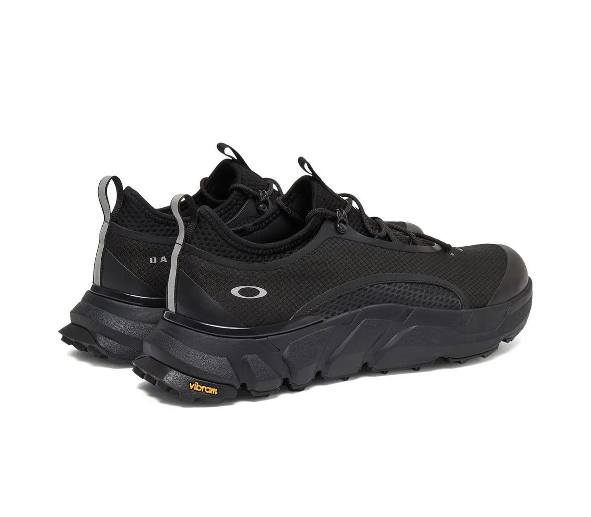 TENIS OAKLEY LIGHT SHIELD HOMBRE DEPORTIVO